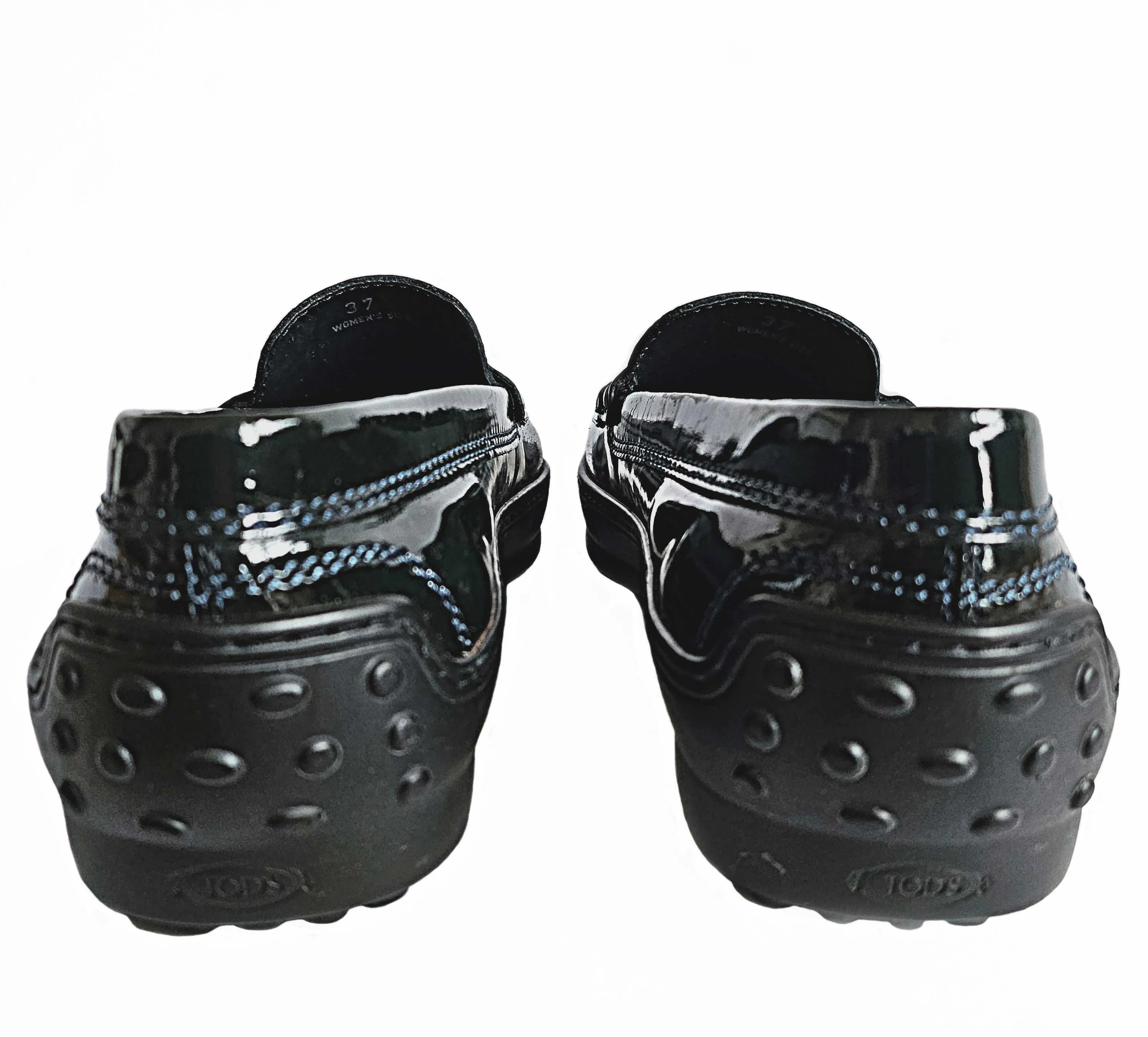 TOD’S BLACK PATENT LEATHER LOAERS (37)