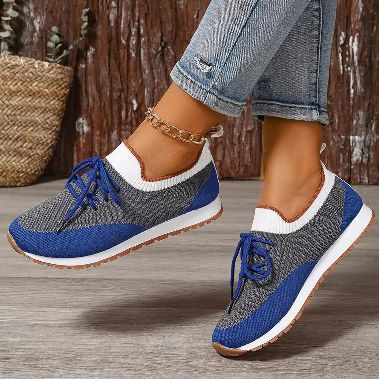 Women's Slip on Walking Shoes Memory Foam Non Slip Running Shoes Wide Width Breathable Gym Workout Shoes Ladies 2024 Fashion Sneakers
