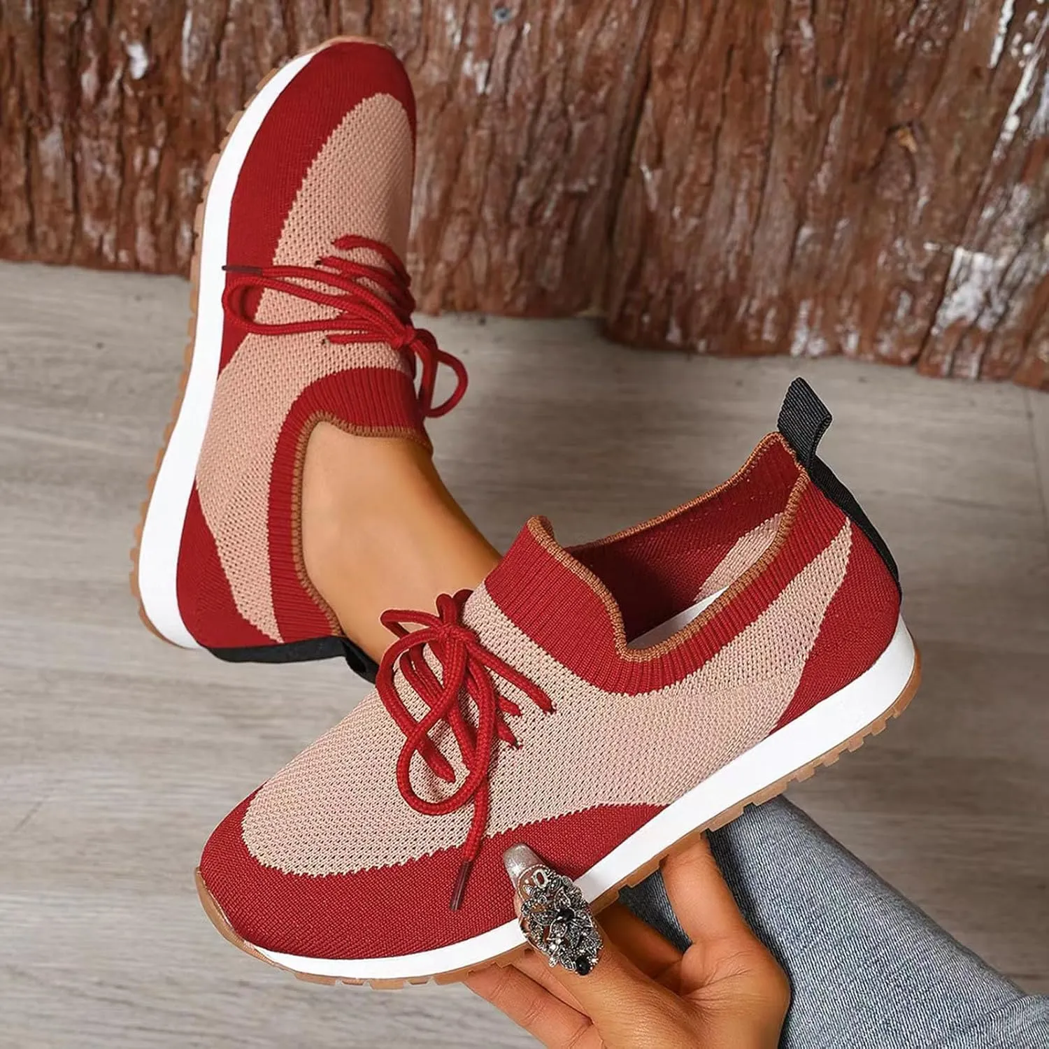 Women's Slip on Walking Shoes Memory Foam Non Slip Running Shoes Wide Width Breathable Gym Workout Shoes Ladies 2024 Fashion Sneakers