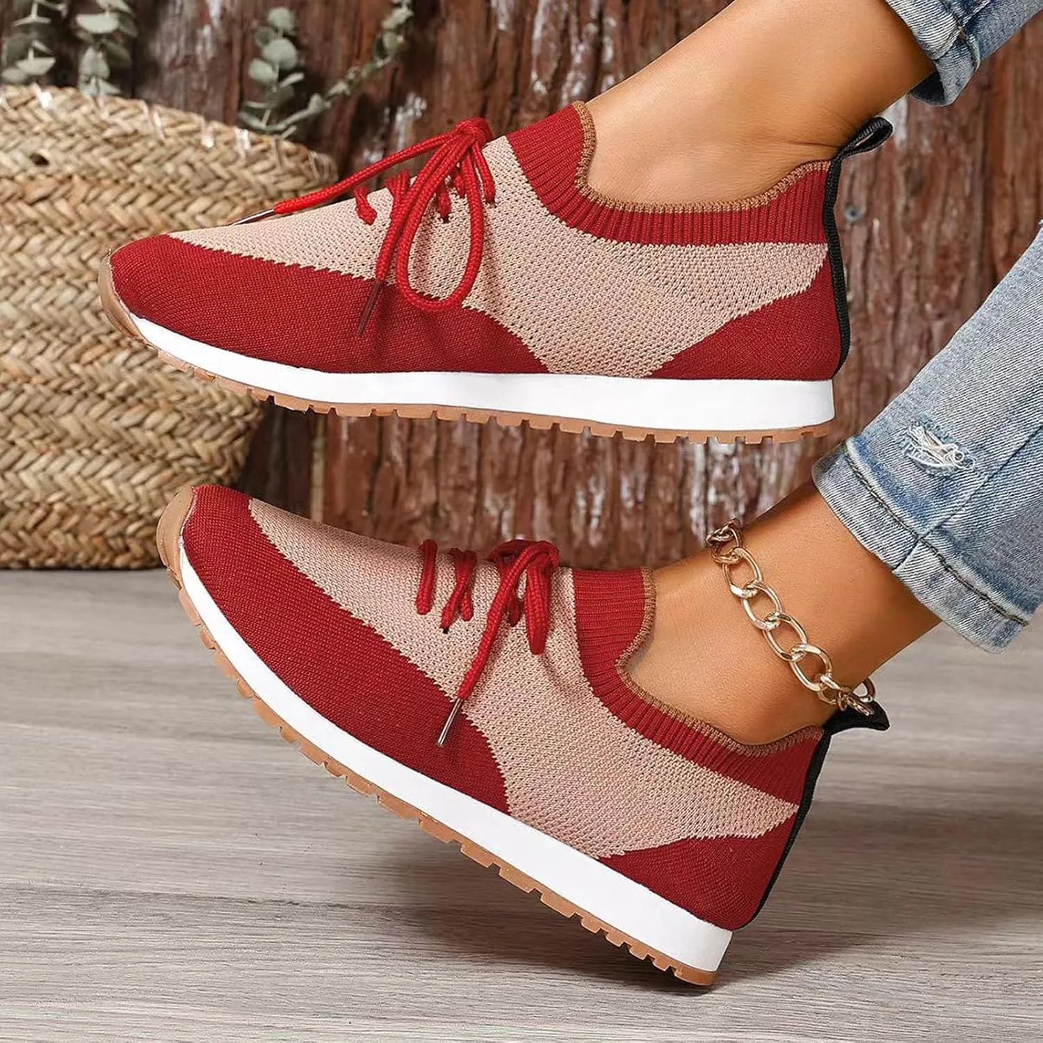 Women's Slip on Walking Shoes Memory Foam Non Slip Running Shoes Wide Width Breathable Gym Workout Shoes Ladies 2024 Fashion Sneakers